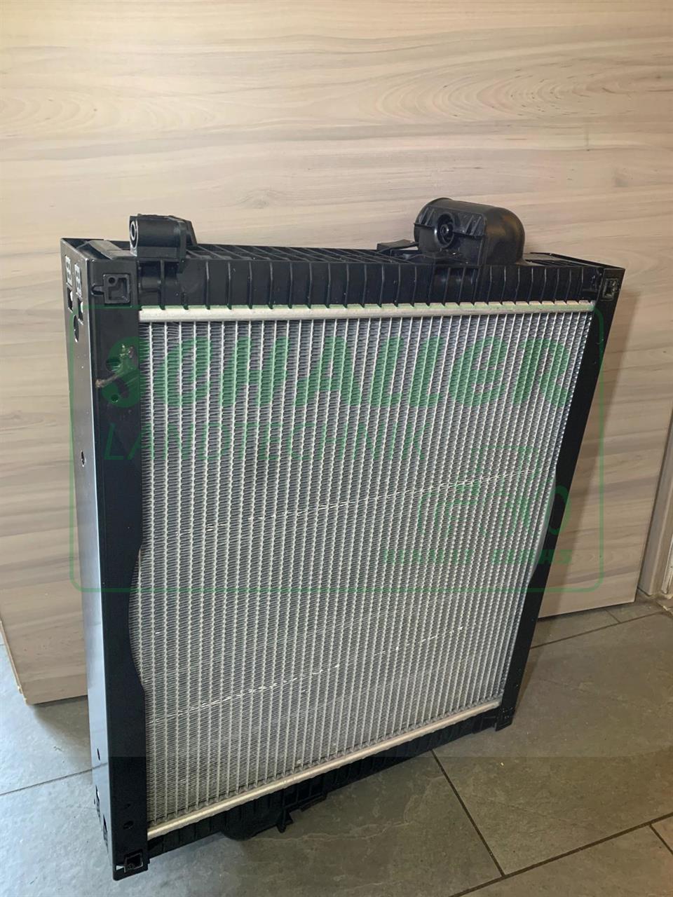 Kühler für Ares 540,550,610,620 bis best. Seriennummer